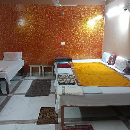 Shiva Inn Varanasi Bagian luar foto