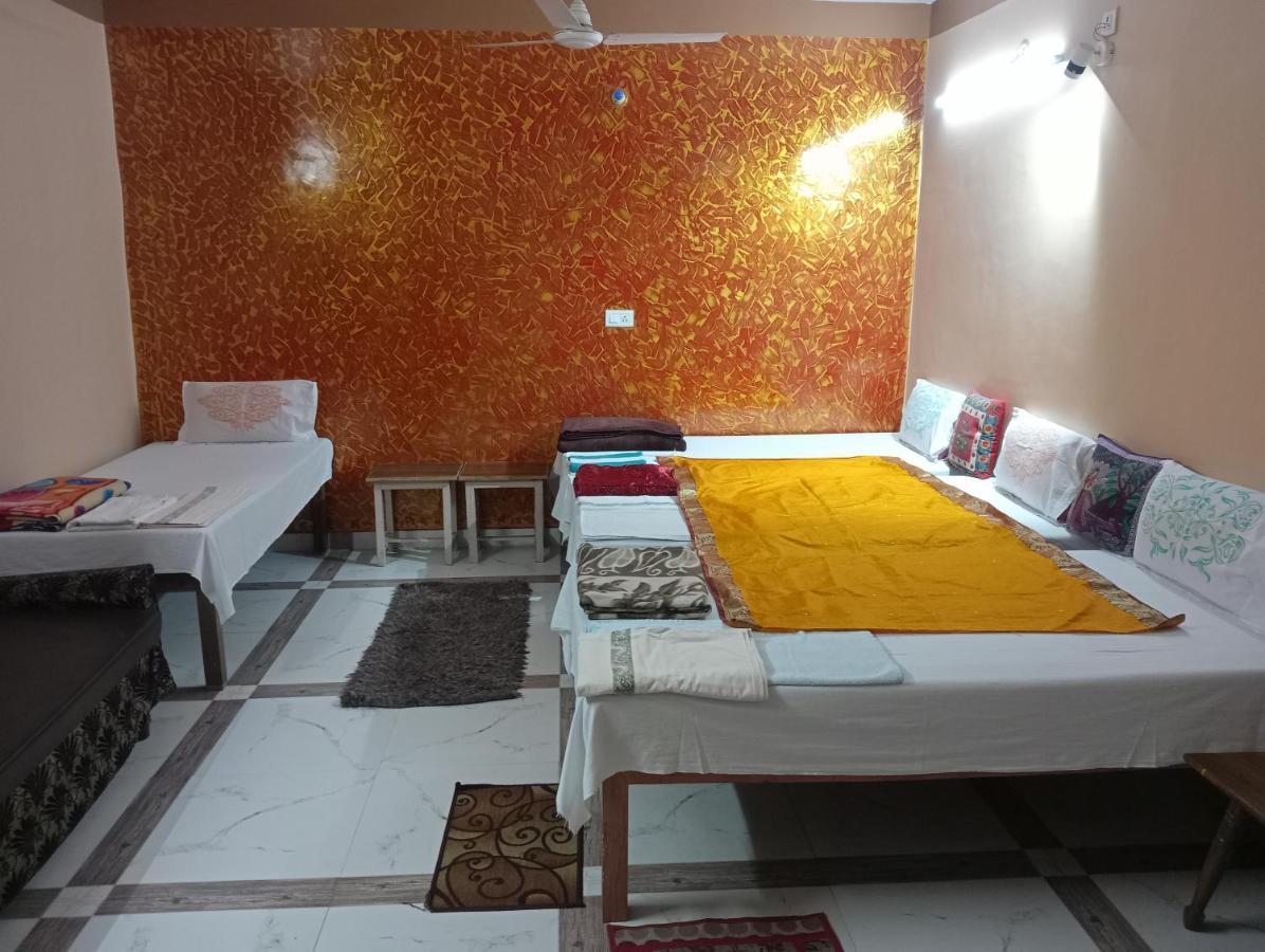 Shiva Inn Varanasi Bagian luar foto