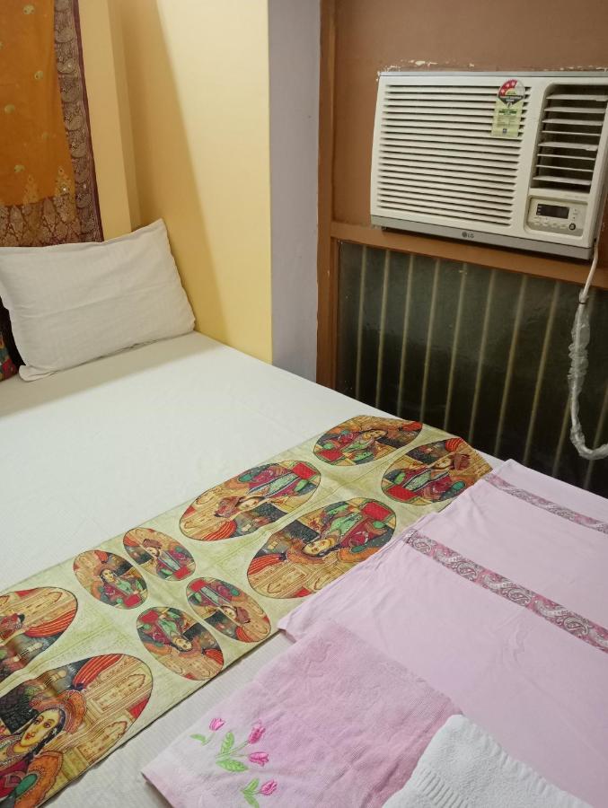 Shiva Inn Varanasi Bagian luar foto