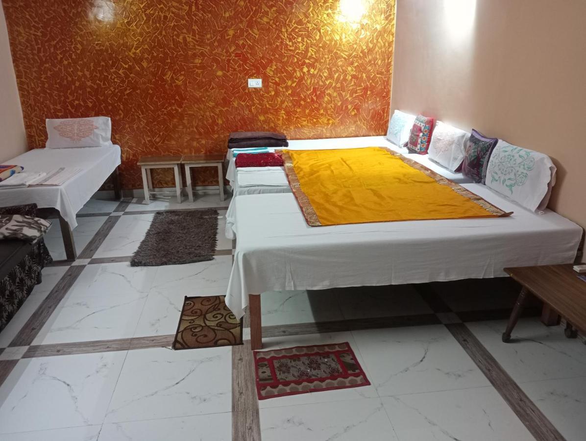 Shiva Inn Varanasi Bagian luar foto