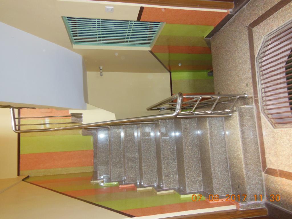 Shiva Inn Varanasi Bagian luar foto