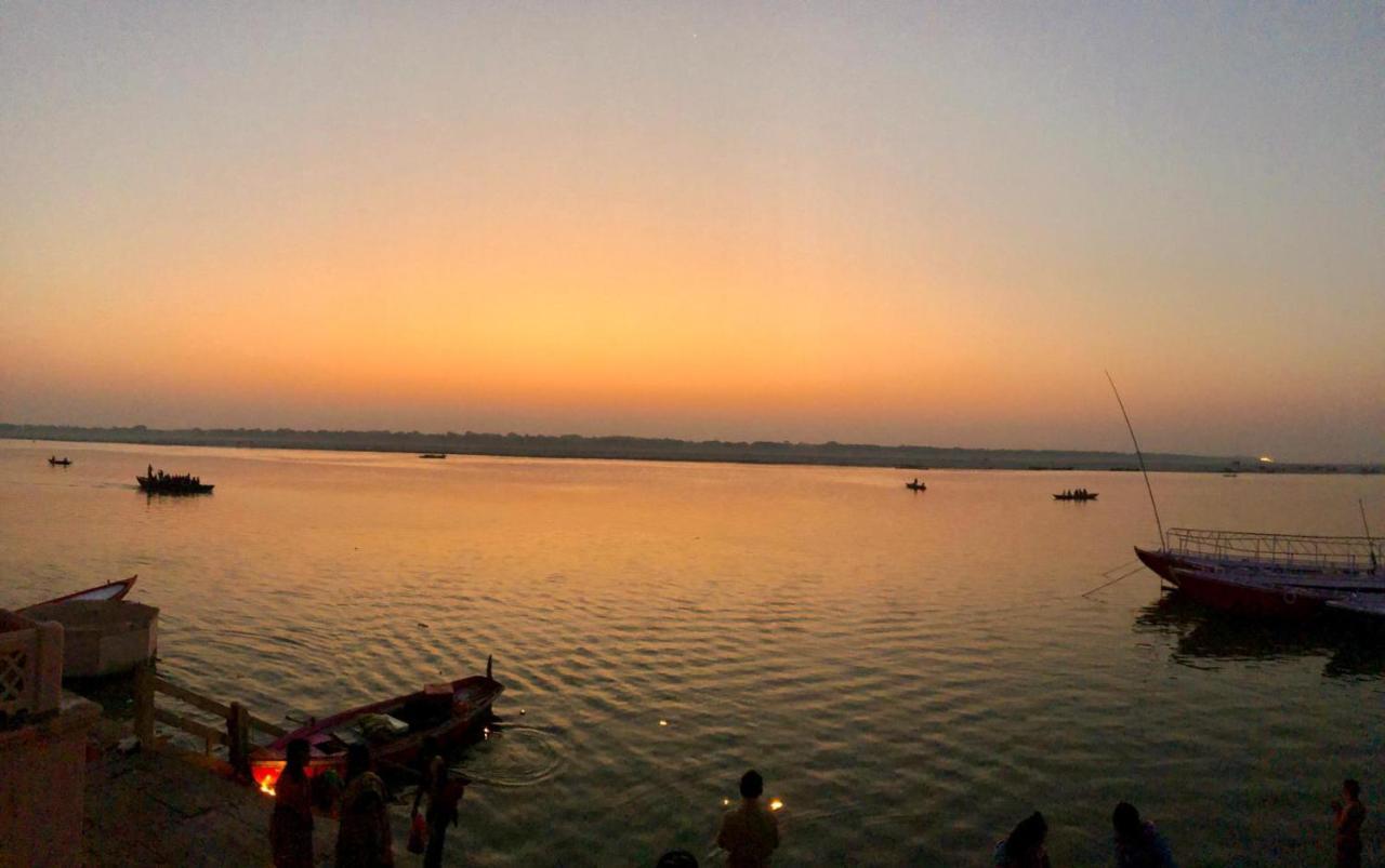 Shiva Inn Varanasi Bagian luar foto